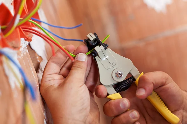 Best Ceiling Fan Install Repairs Adelaide